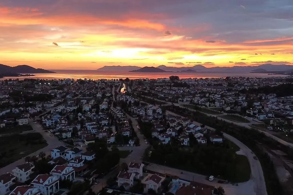 Sunshine Guest House With Terrace Fethiye
